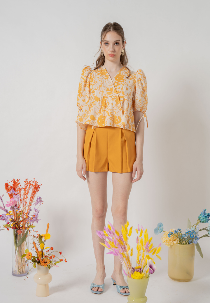 Asya Puffed Sleeves Flare Hem Floral Top (Yellow)