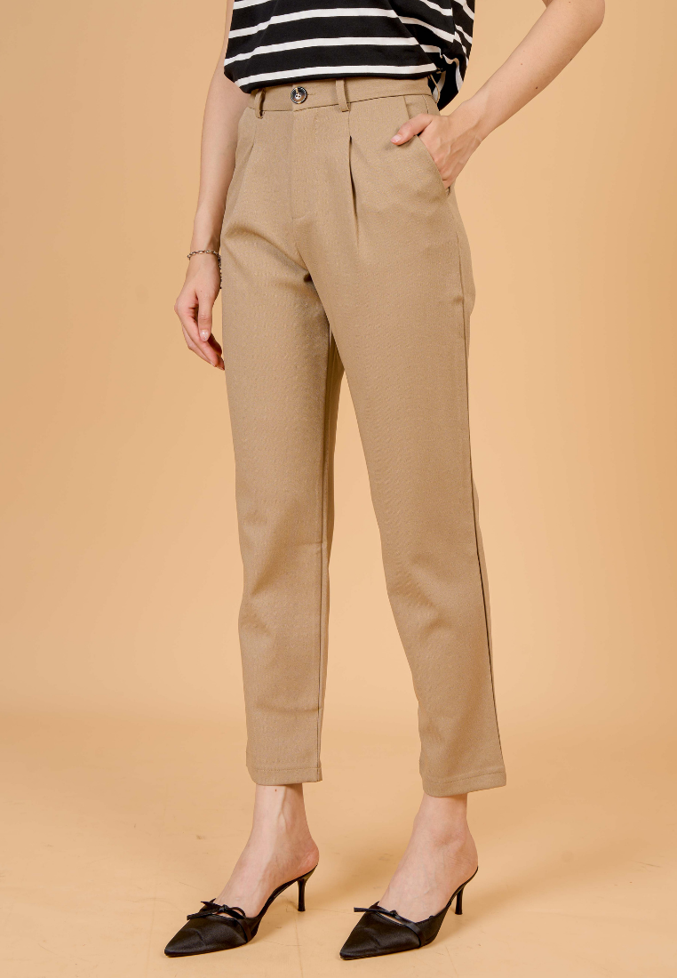 Love Knot Label | Jett Faux Horn Button Tapered Pants (Brown)