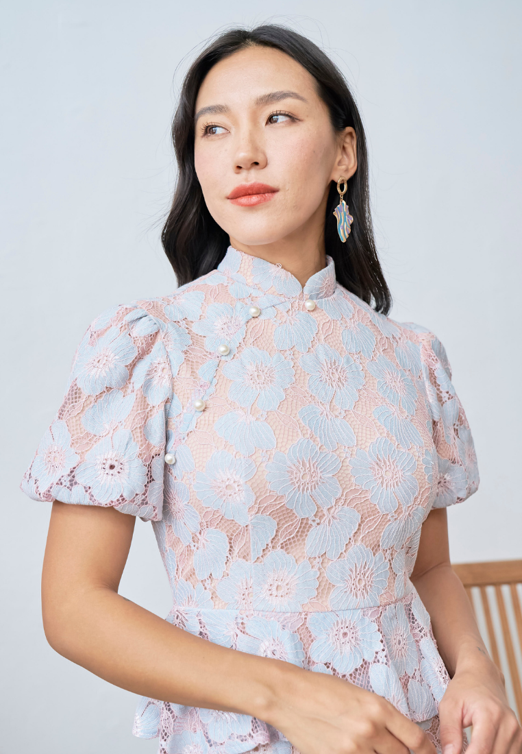 [LK x Sherlyn Mama] Xiang Rui Peplum Lace Cheongsam With Detachable Collar (Pink)