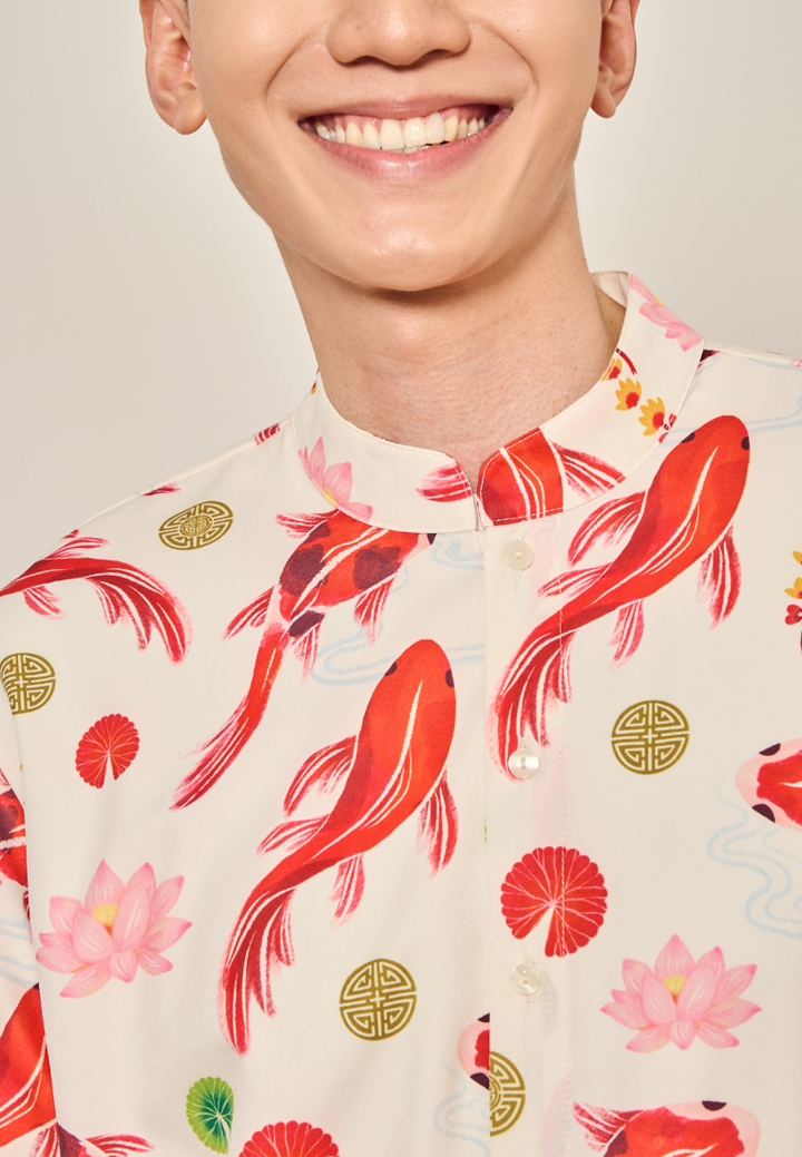 The Koi 锦鲤报喜 In-house Prints Men's Button Down Top (White)