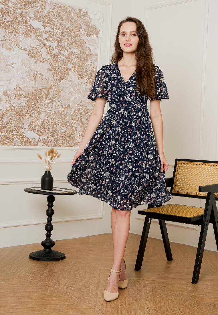 Lizavin V-neck Dainty Floral Dress