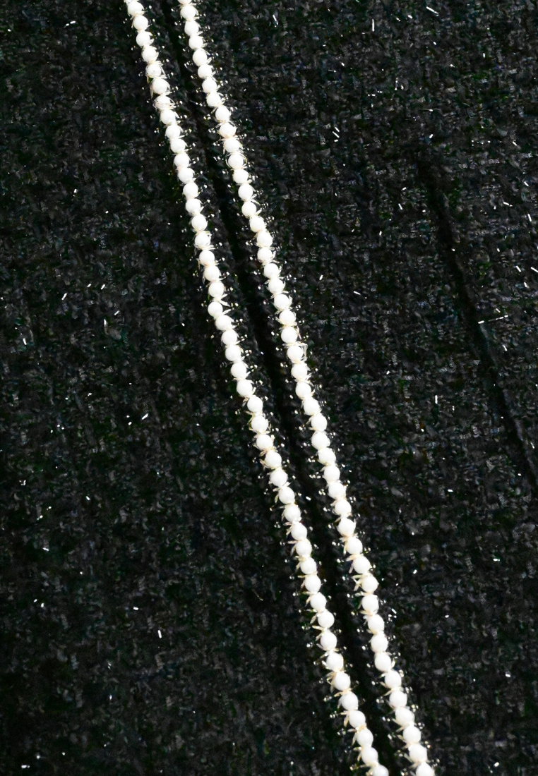 Amélie Pearl Trims with Gold Buttons Tweed Jacket (Black)