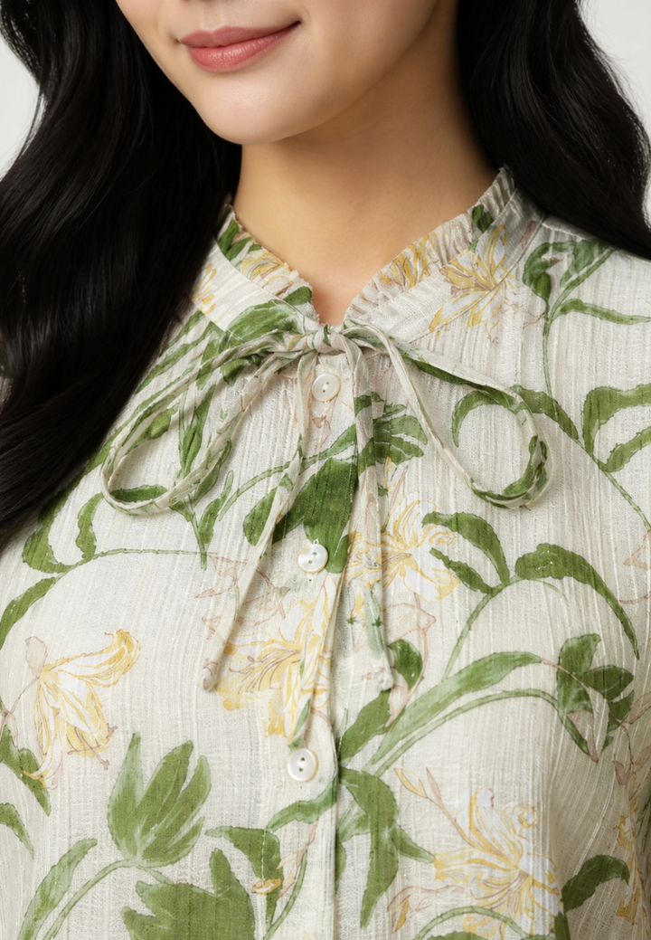 Liana Floral Prints Ruffle Collar With Petal Sleeve Top (Green)