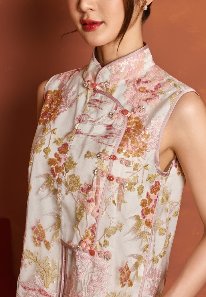 Yuan Man Spring Courtyard Embroidered Sequin Vest Top (Pink)