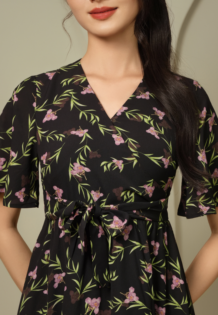 Lizavie Floral V-neckline Wrap Dress (Black)