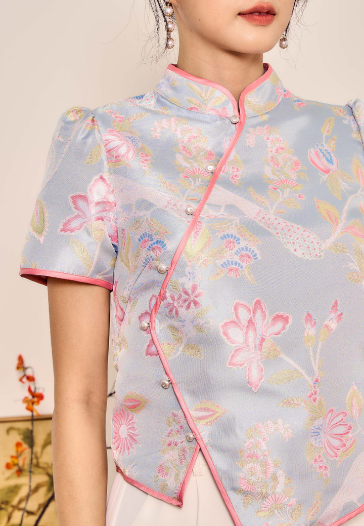 Feng Yi 凤仪 Asymmetrical Cheongsam Top (Blue)