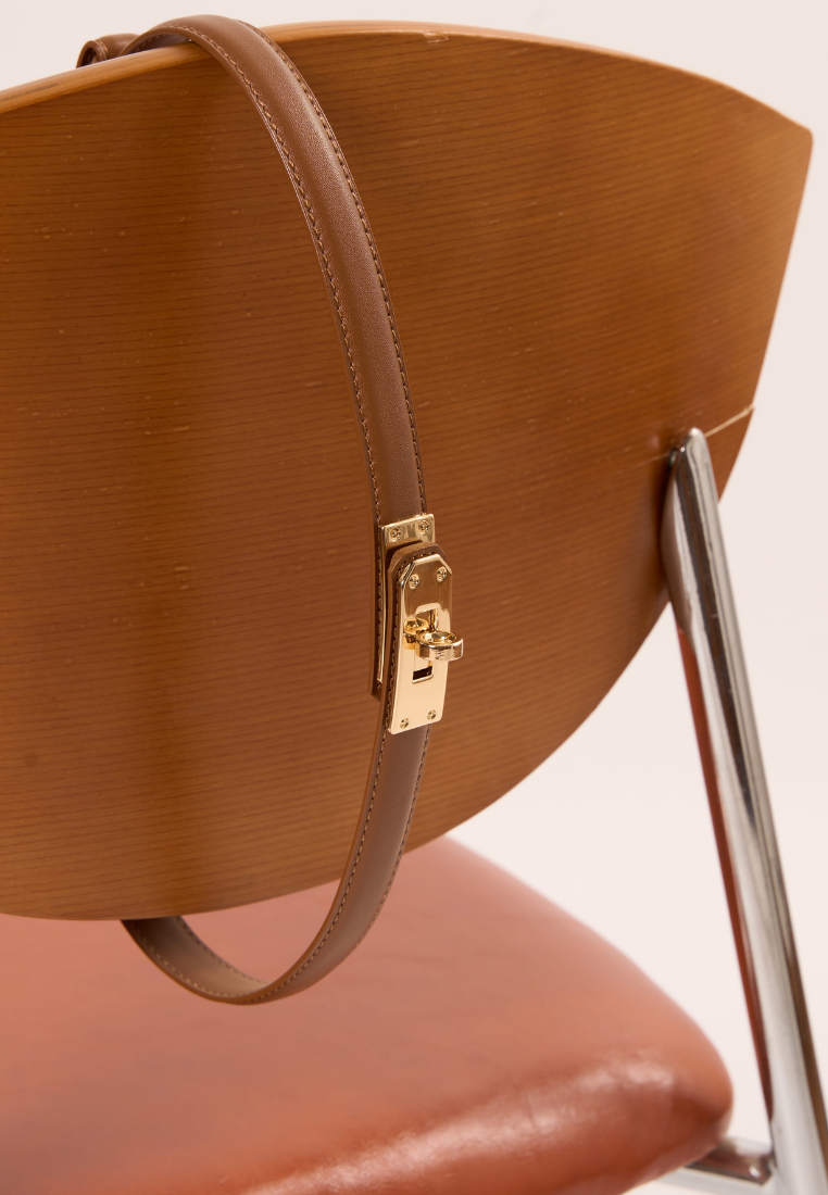 Gold Plaque Buckle Skinny Belt