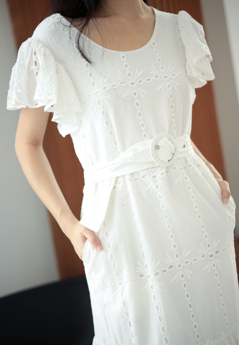 Brigida Ruffles Eyelet Dress With Buckle Belt (White)