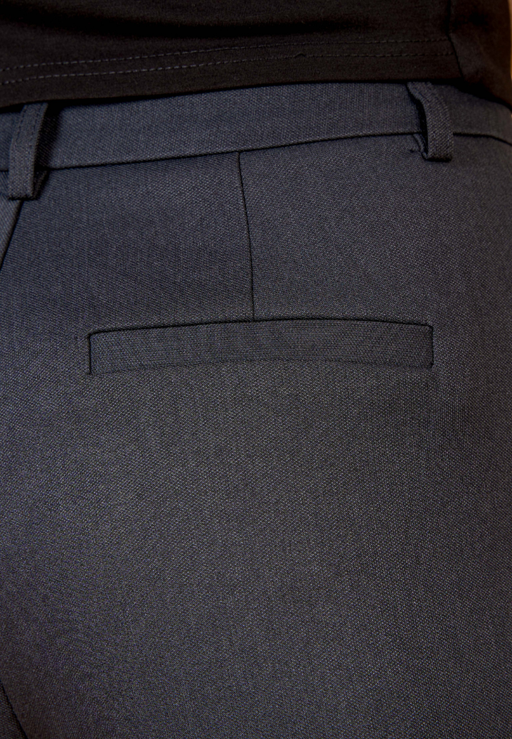Jett Faux Horn Button Tapered Pants (Navy)