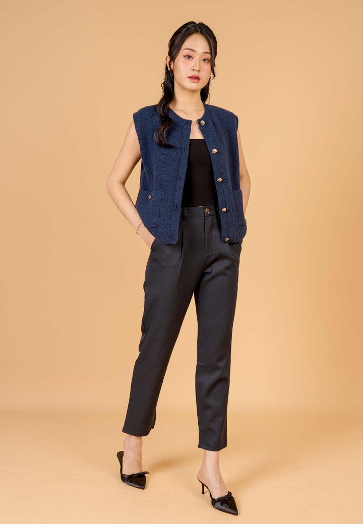 Jett Faux Horn Button Tapered Pants (Navy)