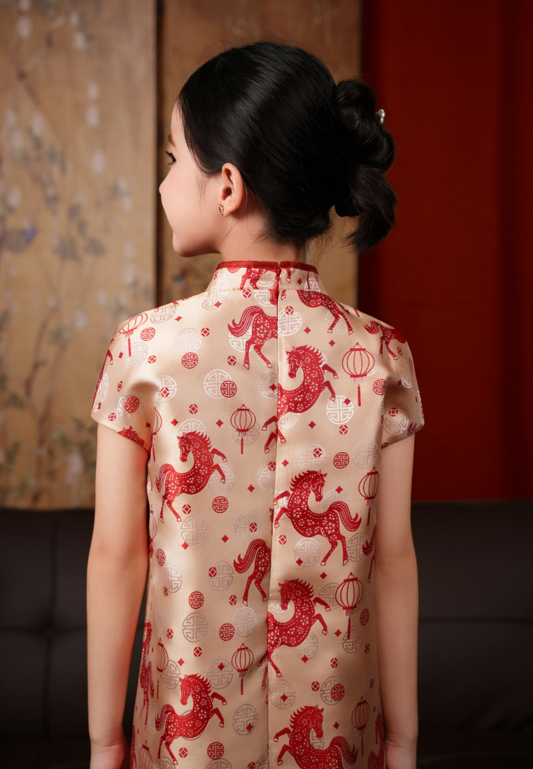Little Yao Imperial Horse Jacquard Colour-Blocked Ruffles Cheongsam Dress (Red)
