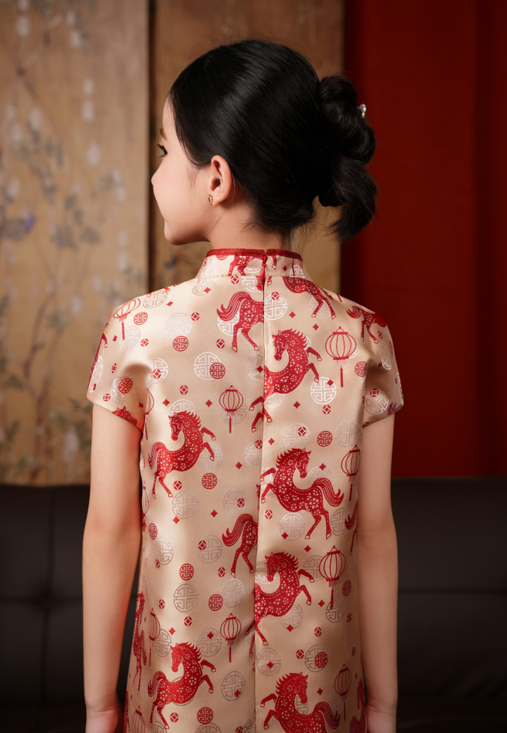 Little Yao Imperial Horse Jacquard Colour-Blocked Ruffles Cheongsam Dress (Red)