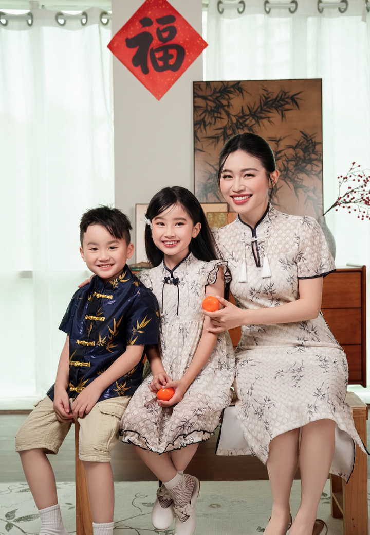 Xi Bamboo Lace Piping A-line Cheongsam Dress (White)