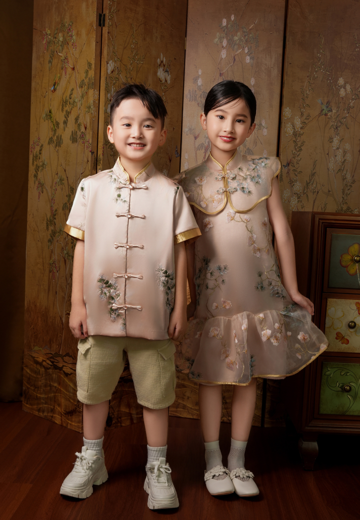 Little Wen Bonsai Embroidery Organza Scallop Girl Cheongsam Dress (Pink)