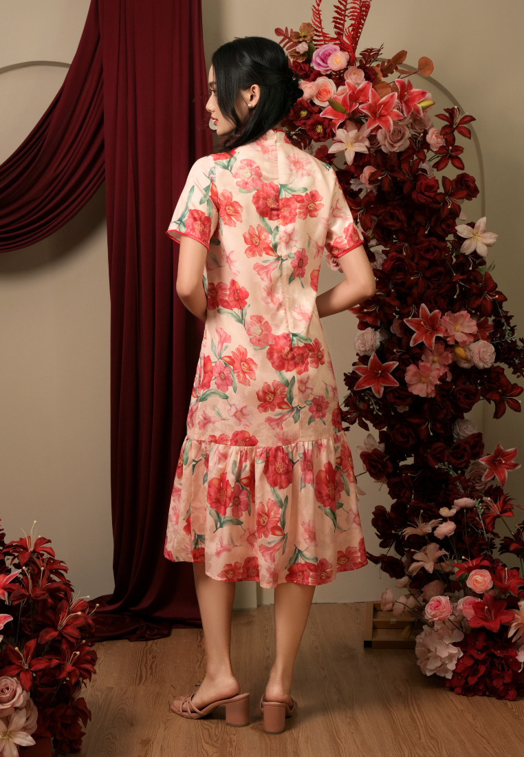 Fen Cai Mandarin Collar Floral with Ruffles Hem Cheongsam Dress (Pink)