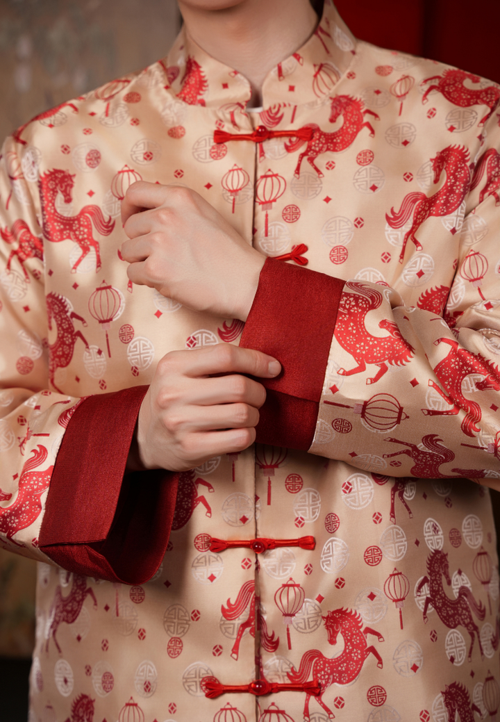 Jun Men’s Imperial Horse Jacquard Samfu Top (Red)