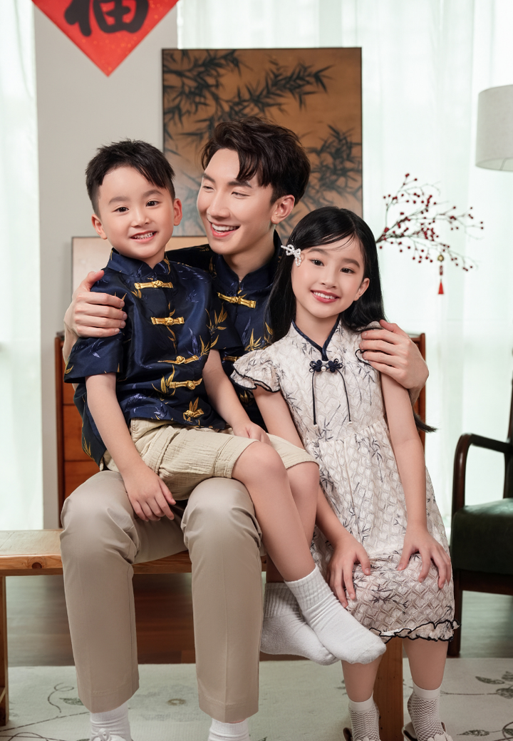 Little Xiu Zhu Bamboo Elements Boy Samfu Short Sleeves Top (Navy Blue)