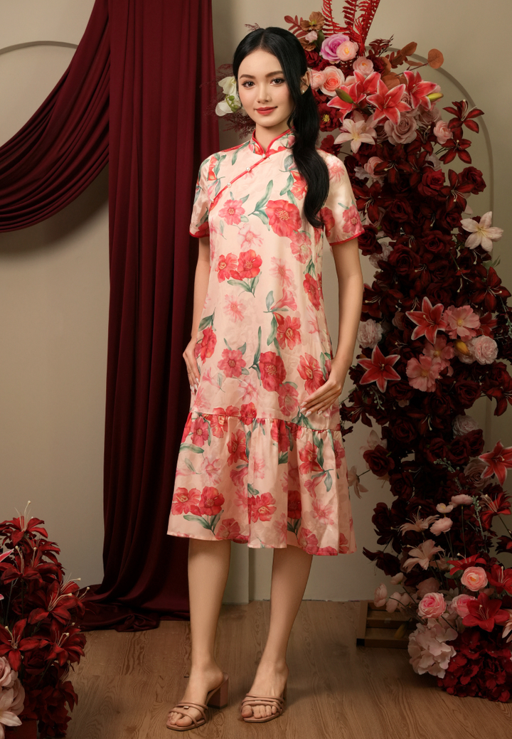 Fen Cai Mandarin Collar Floral with Ruffles Hem Cheongsam Dress (Pink)