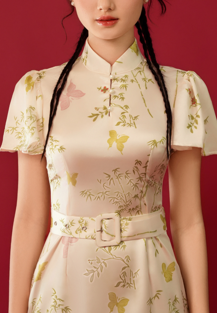 Xieyi Mandarin Collar Ruffle Sleeves Floral Satin Cheongsam Dress with Buckle Belt (White)