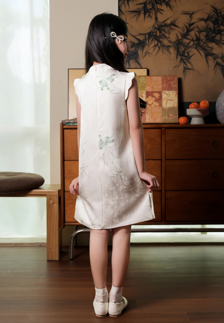 Little Rou Fortune Wings Silky Scallop Girl Cheongsam Dress (White)