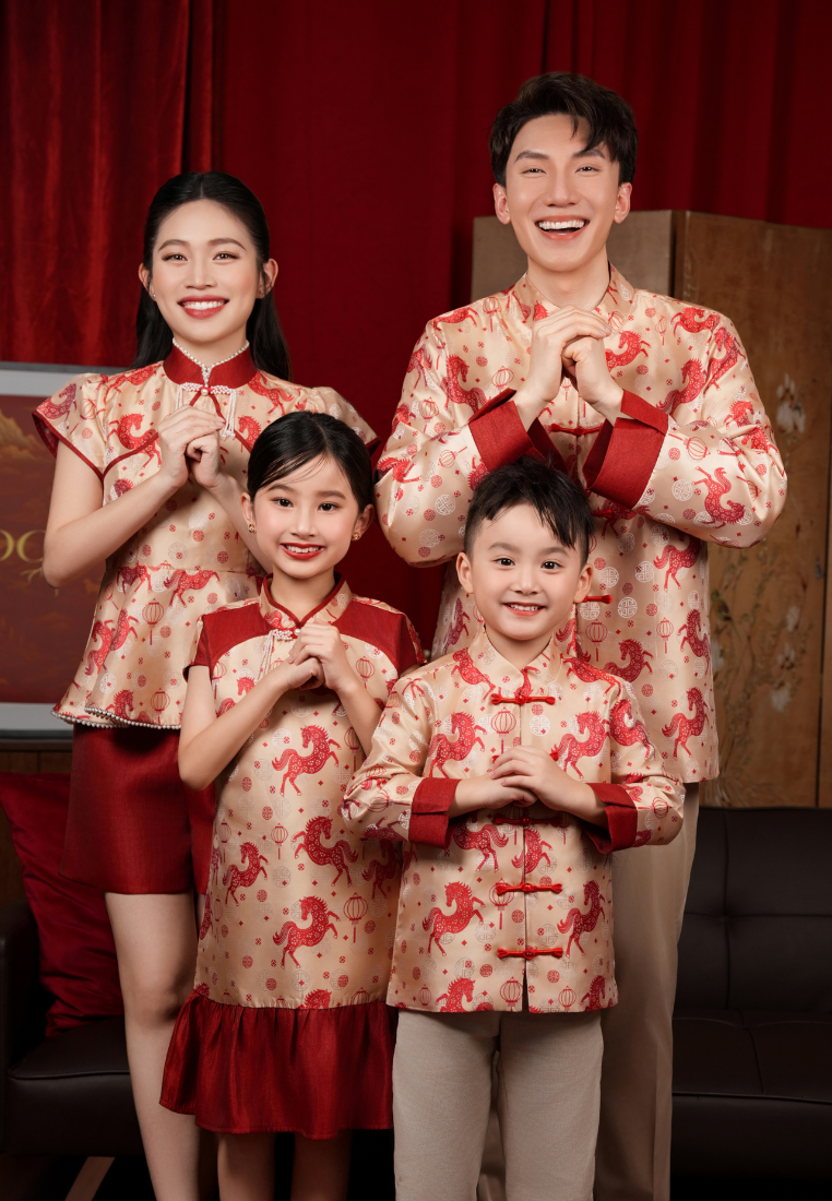 Yao Imperial Horse Jacquard Mandarin Collar Peplum Blouse Top (Red)