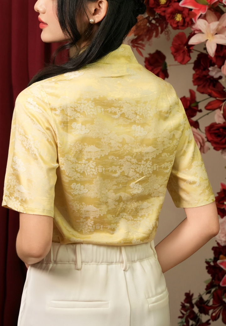Ji Hong Short Sleeves Mandarin Collar Cheongsam Top (Yellow)