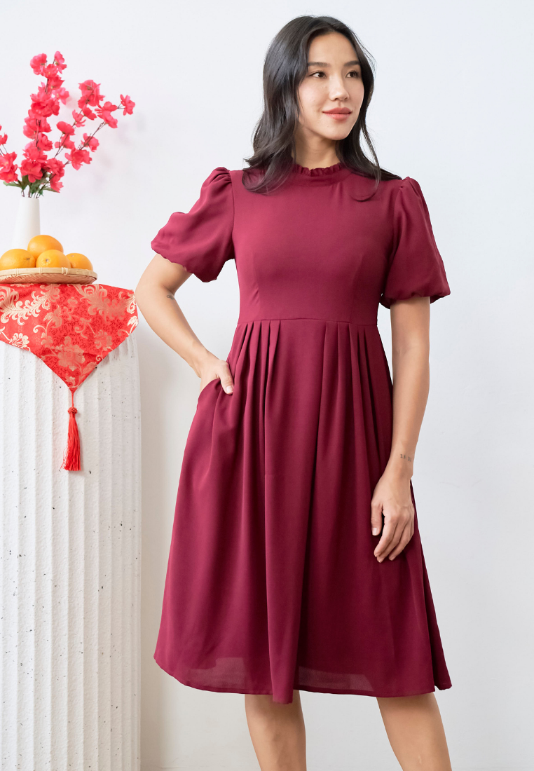 Selma Puffed Sleeves Pleats Dress (Maroon)