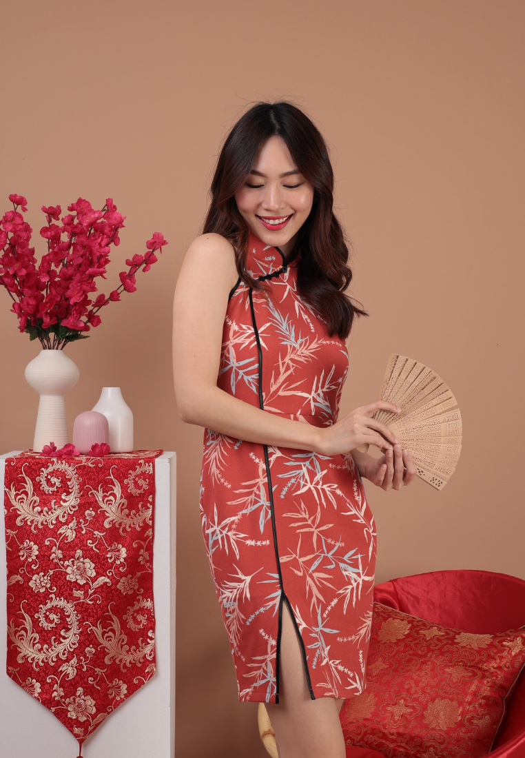 Xi Halter Neck Qipao Dress (Red)